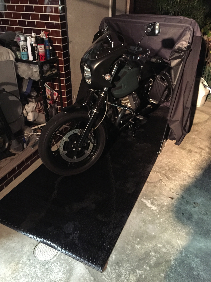 バイクテントゴムマット敷いてみた