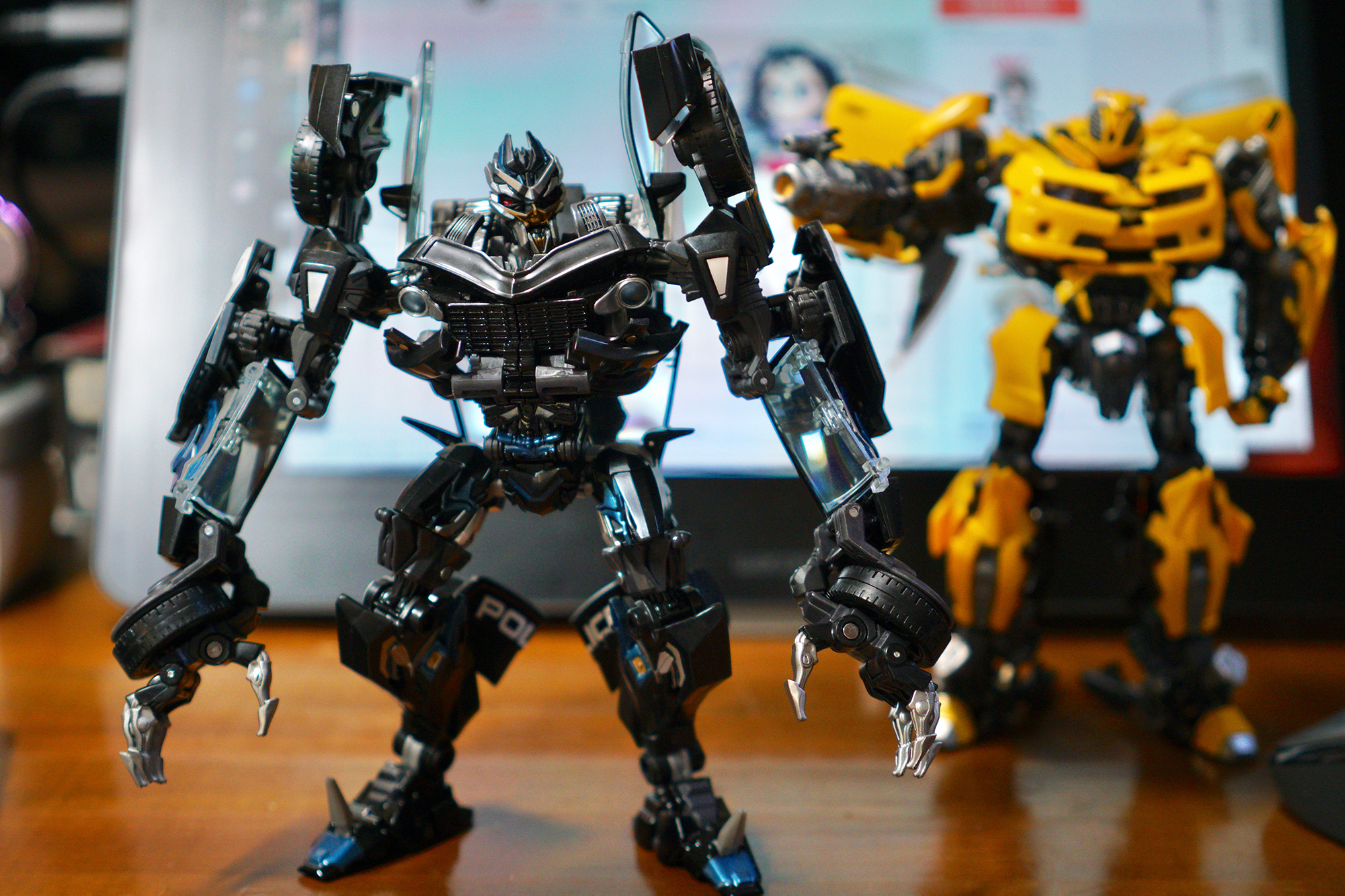 MPM-05 バリケードロボットモード前面