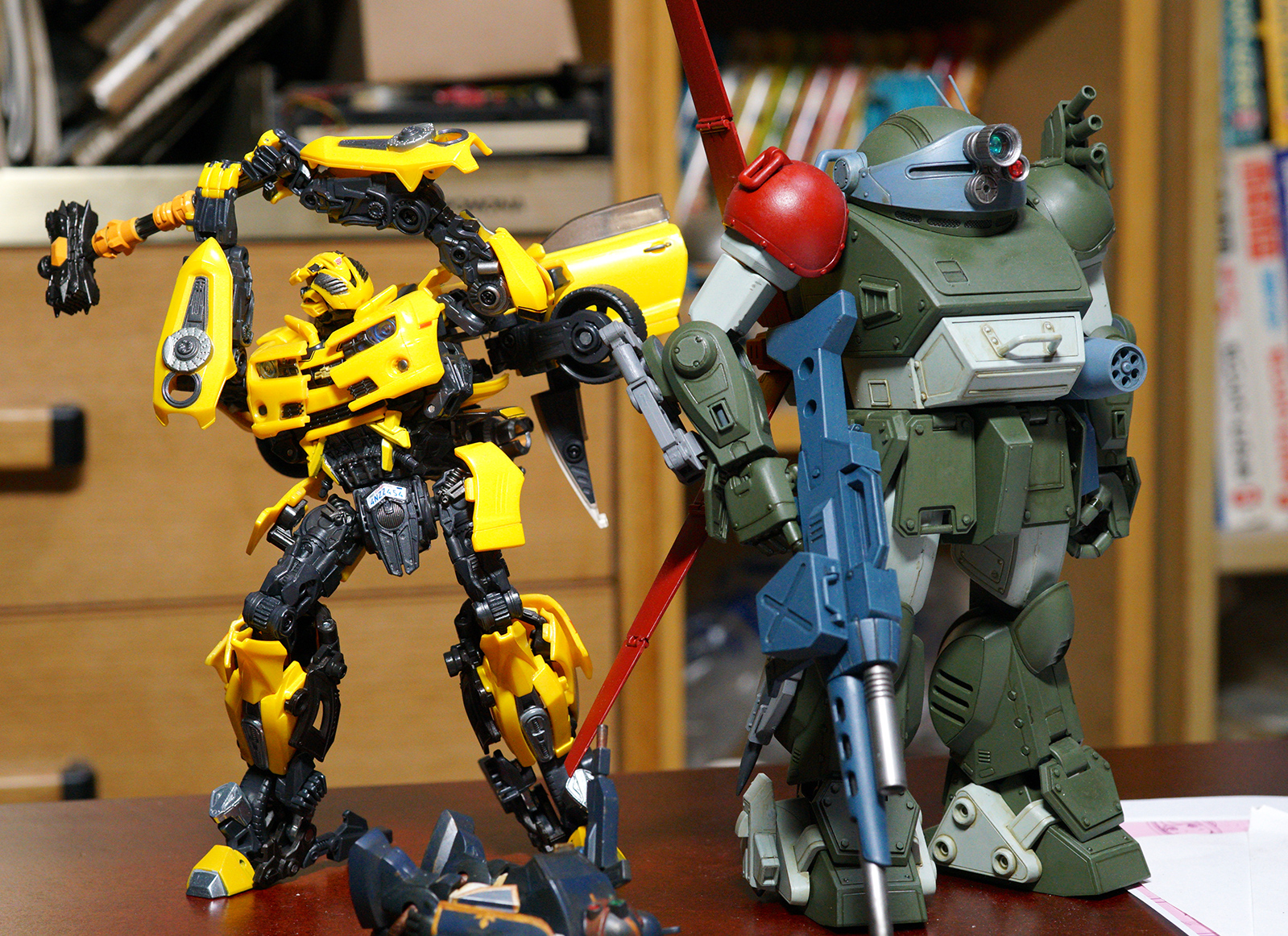 mpm-3バンブルビー＋ウォーハンマー