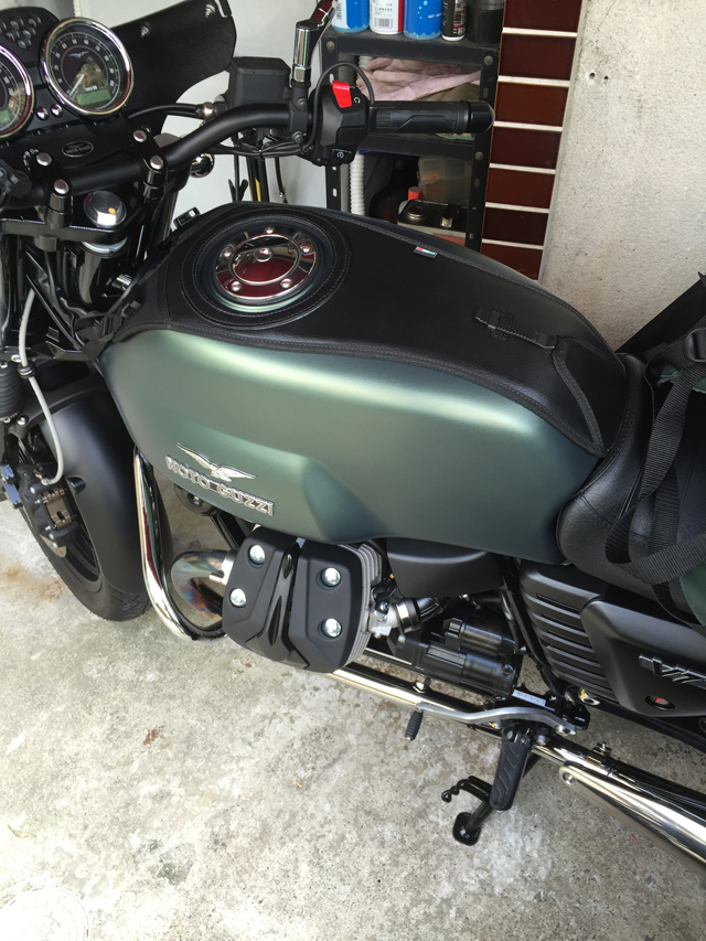 V7　セクシー・タンクバッグサポート