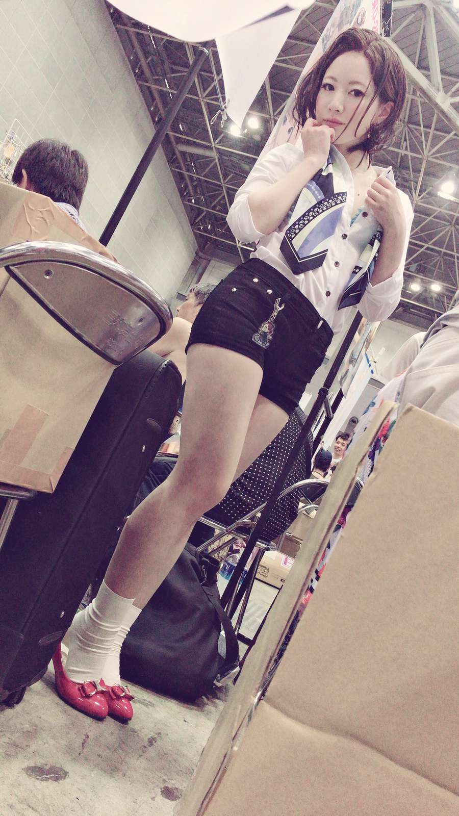 立ちちひろ見栄子